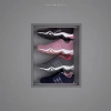 Four pairs of breathable, lightweight and casual running shoes for both men and women details Picture
